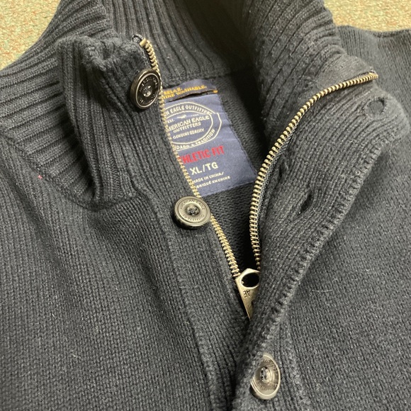 Sweater - Picture 4 of 5